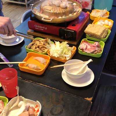 Y Cube Mookata Buffet