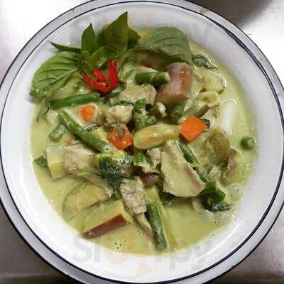 Basil & Mint - Thai Street Eats @ Amoy Street Food Centre