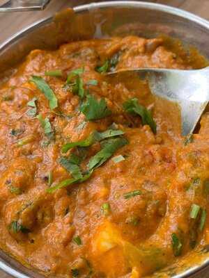 Patro's Sports Bar & Restaurant