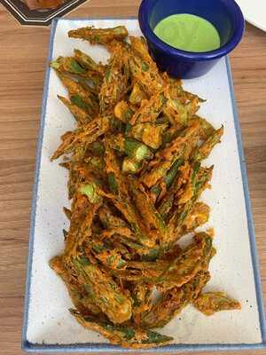 Patro's Sports Bar & Restaurant