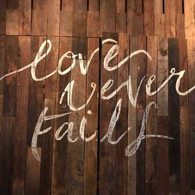 Five & 2 Retro Bistro