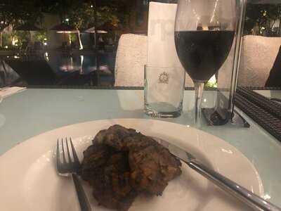 Cocobolo Poolside Bar + Grill