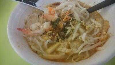 Famous Sungei Road Trishaw Laksa