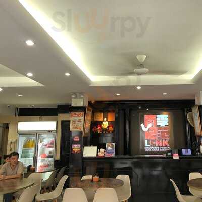 Lee Fun Nam Lee Chicken Rice