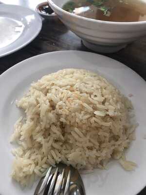 Lee Fun Nam Lee Chicken Rice