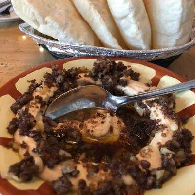 Qasr Grille & Mezze Bar