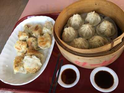 Shanghai La Mian Xiao Long Bao