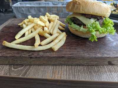 Alibabar Dining Cafe Bar