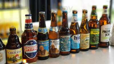 Alibabar Dining Cafe Bar