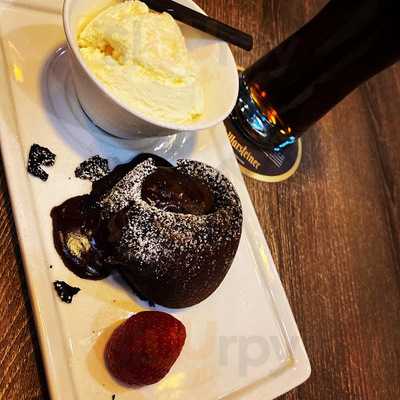 Alibabar Dining Cafe Bar