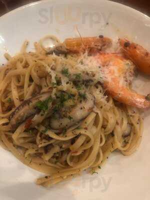 The Mad Sailors British Kitchen