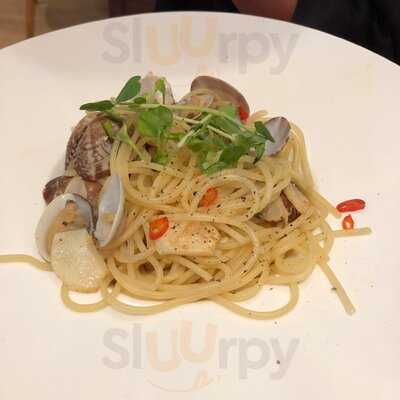 Grand Jete Cafe & Bar