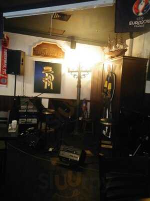 Molly Roffey's Irish Pub