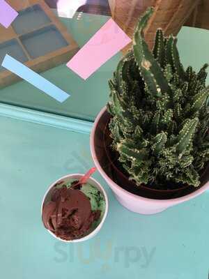 Lickety Ice Cream & Waffles