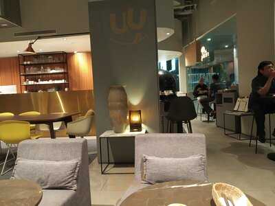 Real Food Cafe - Novena