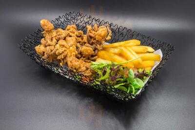 Black Tongue Bistro & Bar