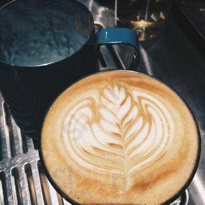 Black Tongue Bistro & Bar