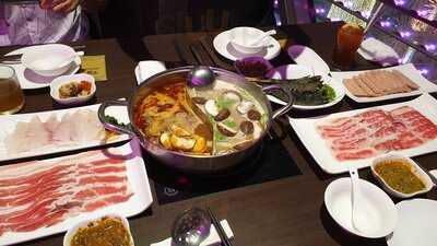 Imperial Treasure Steamboat Restaurant