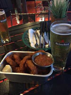 Wood & Steel Gastrobar