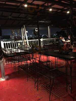 Wood & Steel Gastrobar