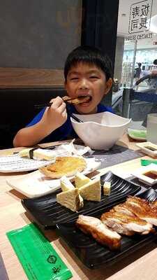 Itacho Sushi Plaza Singapura