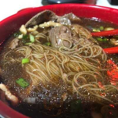 Seng Kee Black Chicken Herbal Soup