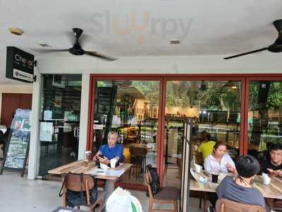 Cheval Cafe Bar Bistro