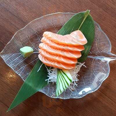 Kaz Japanese Fusion Sushi