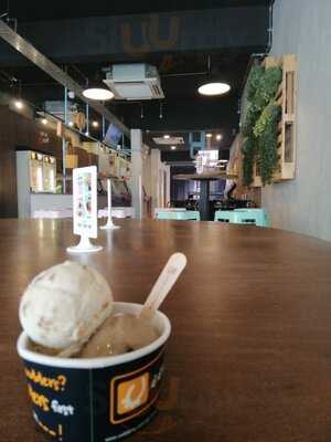 Udders Ice Cream