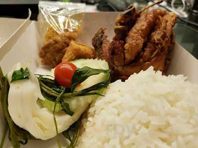 Bebek Goreng Pak Ndut