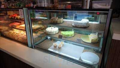 Harrianns Nonya Table