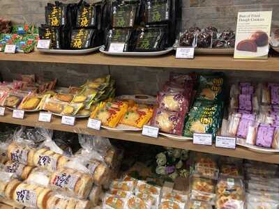 Chateraise Chinatown Point