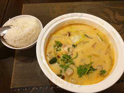 Lotus Thai Restaurant