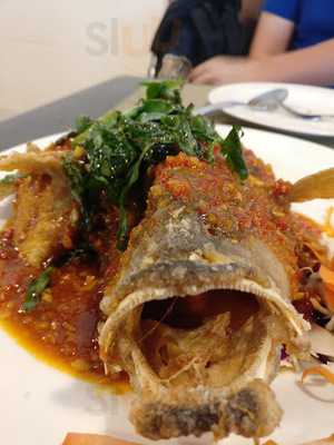 Lotus Thai Restaurant