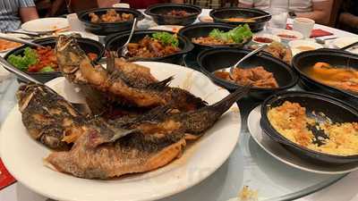 Copthorn King Hotel/restaurant