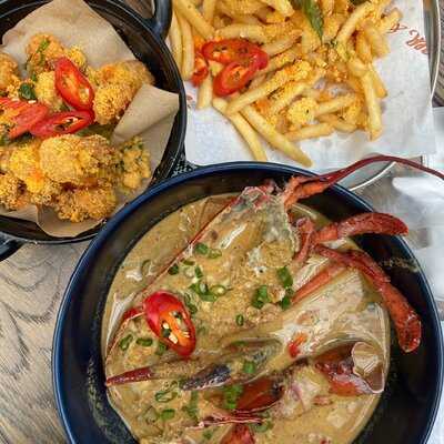 Burger & Lobster Jewel