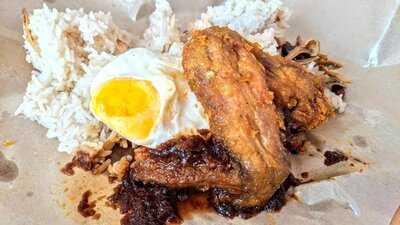 Boon Lay Power Nasi Lemak