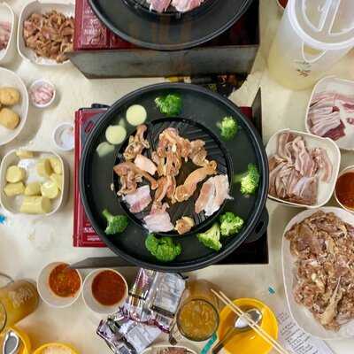 Bangkok Street Mookata