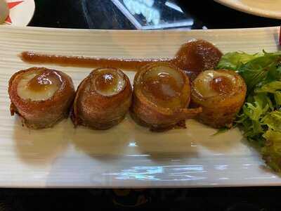 Mel's Place Restaurant & Bar