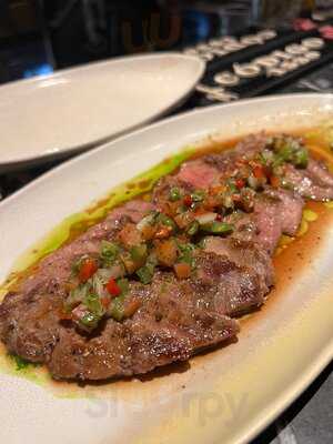 Olivia Restaurant & Lounge