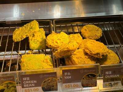 Geylang Lor 20 Banana Fritters