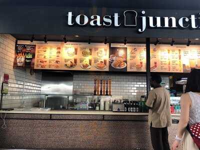 Toast Junction,waterboat House