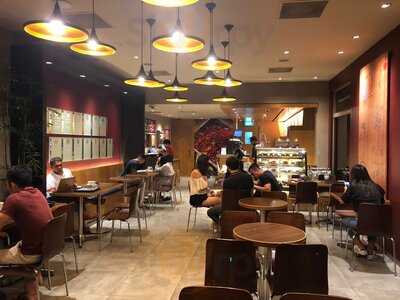 The Coffee Bean & Tea Leaf