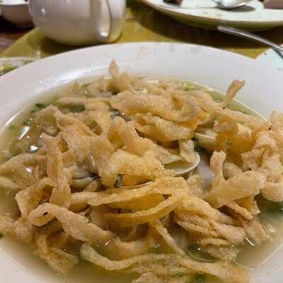 East Treasure Chinese Restaurant