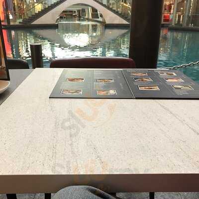 Beanstro, The Coffee Bean & Tea Leaf