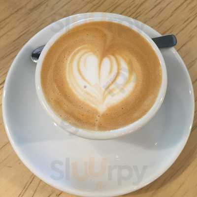 20f Speciality Coffeehouse