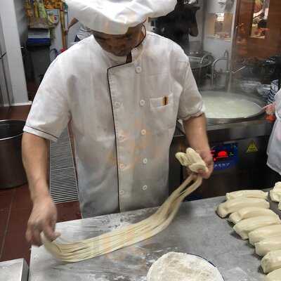 Tongue Tip Lanzhou Beef Noodles