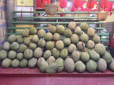 818 Durians & Pastries