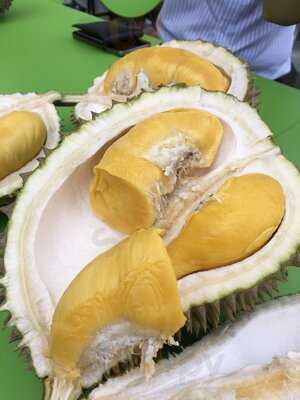 818 Durians & Pastries