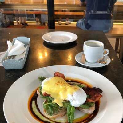 Ghim Moh Carrot Cake